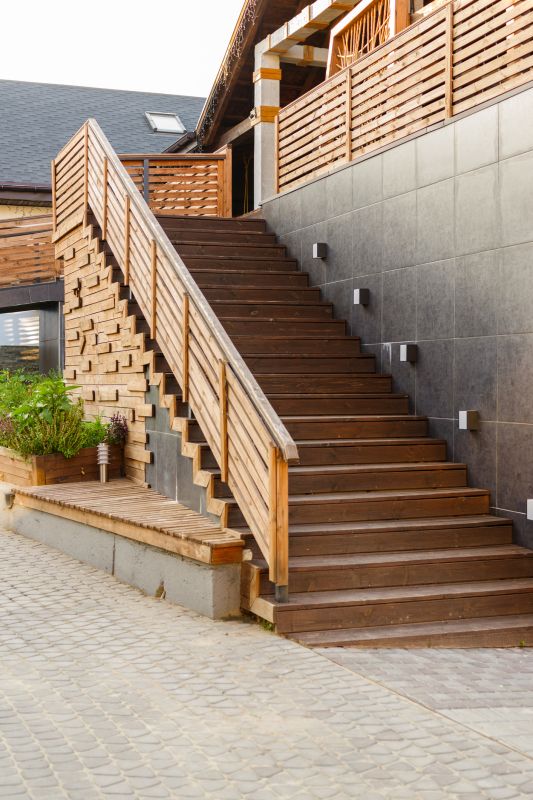 Wood Railing Replacement in Conroe, TX